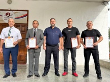 В посёлке Комсомолец провели торжественную линейку в рамках запущенного пилотного проекта «Бокс в школе»