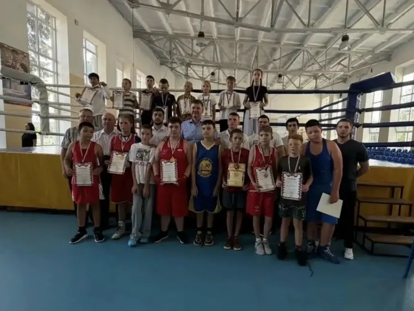 Турнир среди юношей и девушек младшего возраста в честь Международного дня бокса